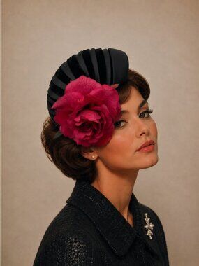 Marché  Exclusive Vintage Black Velvet & Satin Fascinator Hat With Pink Flower